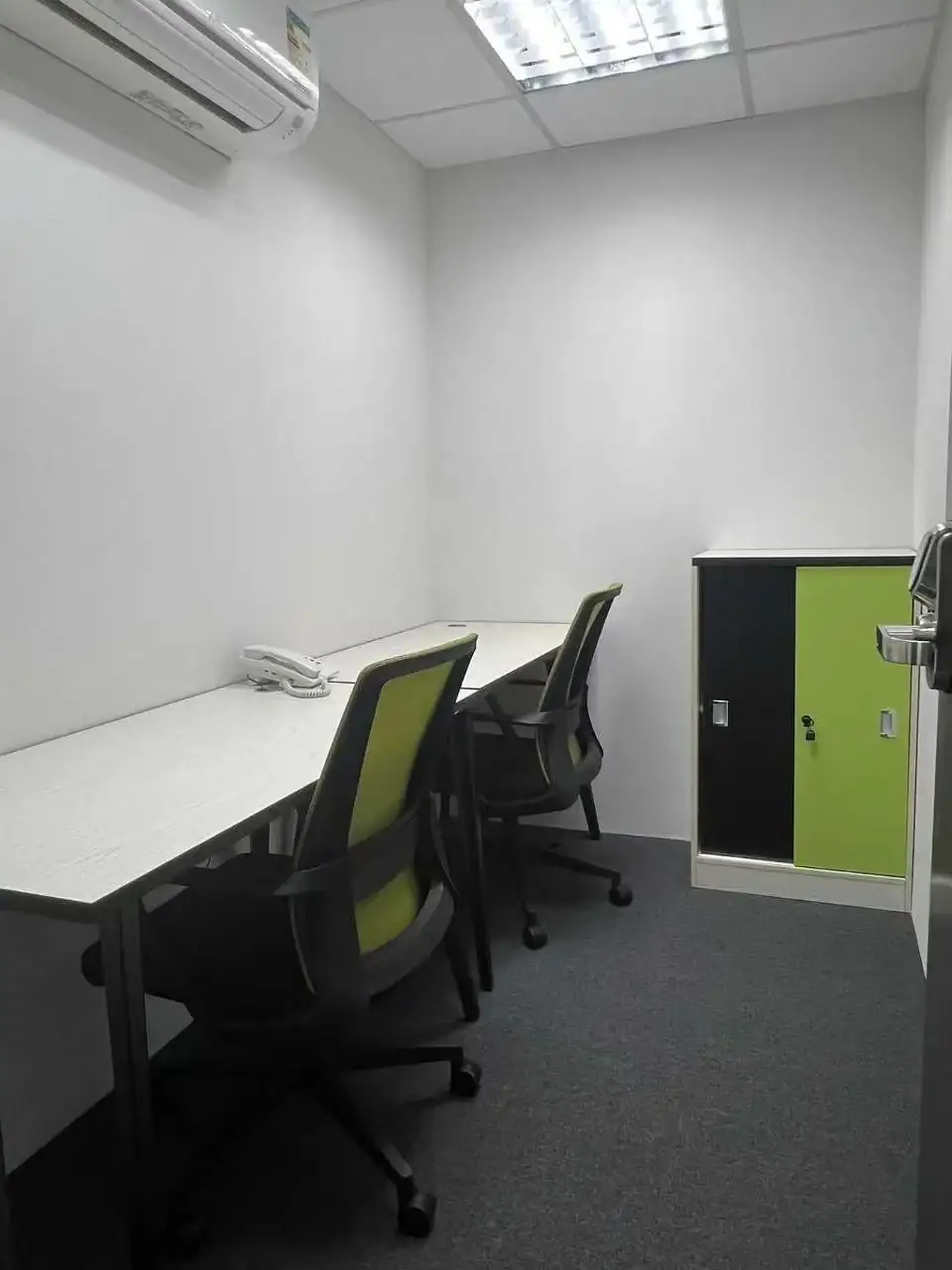 New Trend Centre — photo 1