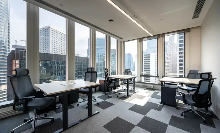 5-person window office at One Chinachem Central