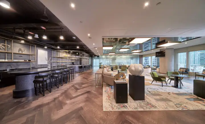 CK Office Suites 45F Private Offices at Cheung Kong Center