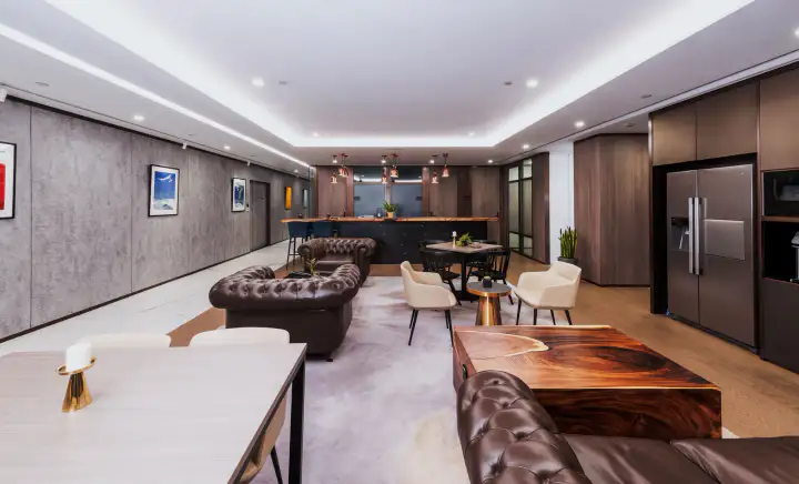 6-person private office on 10F at Champion Tower