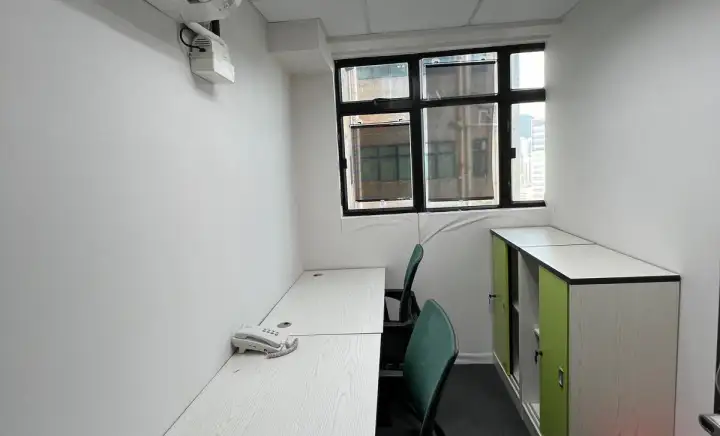 2-person window office at New Trend Centre