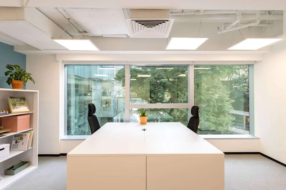 Spaces at 8 Queen's Road East