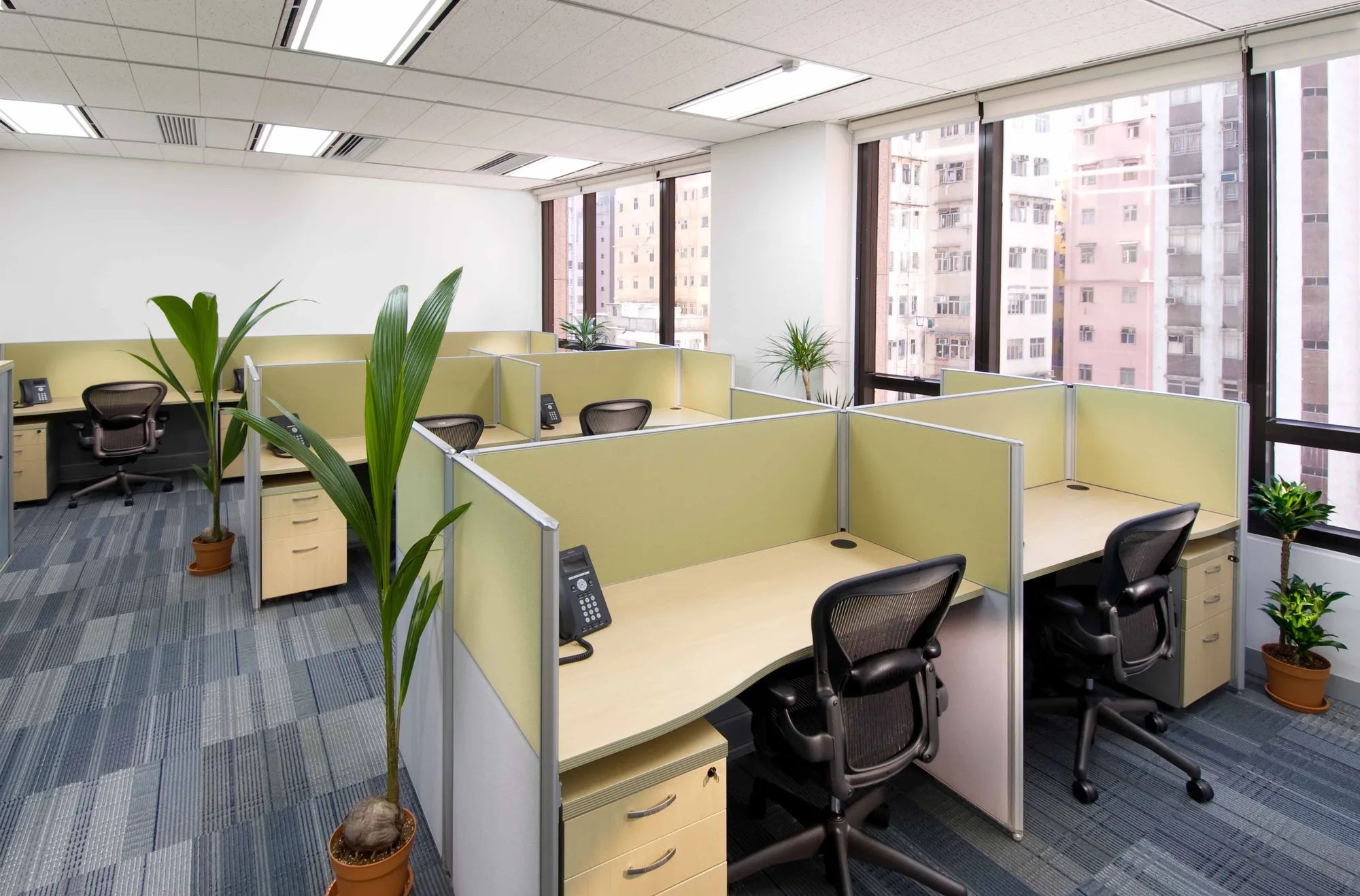 Springboard Pacific Hot Desks at Luk Kwok Centre