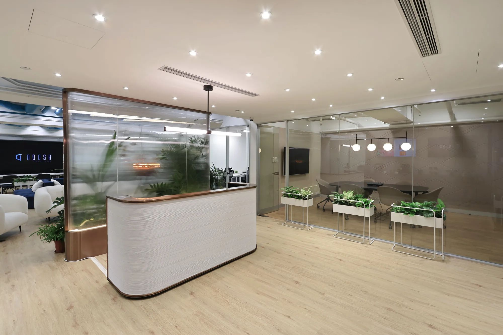 Ooosh Private Offices at New World Tower 2 — photo 3
