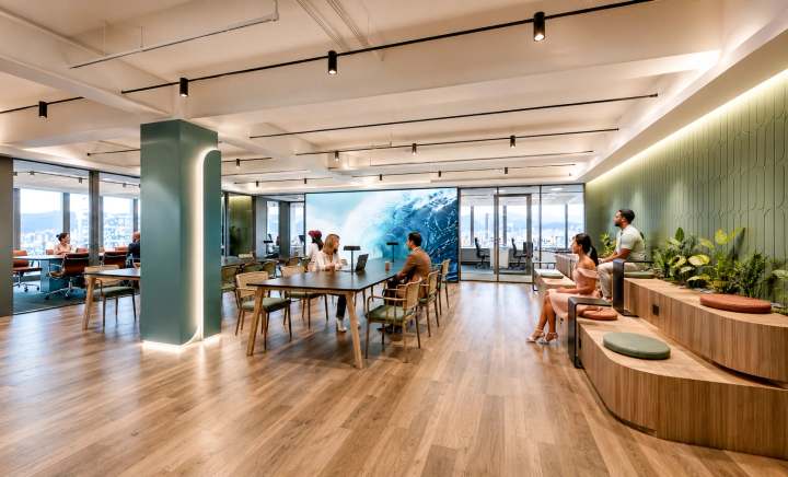 Work Wise Coworking at Nan Fung Tower