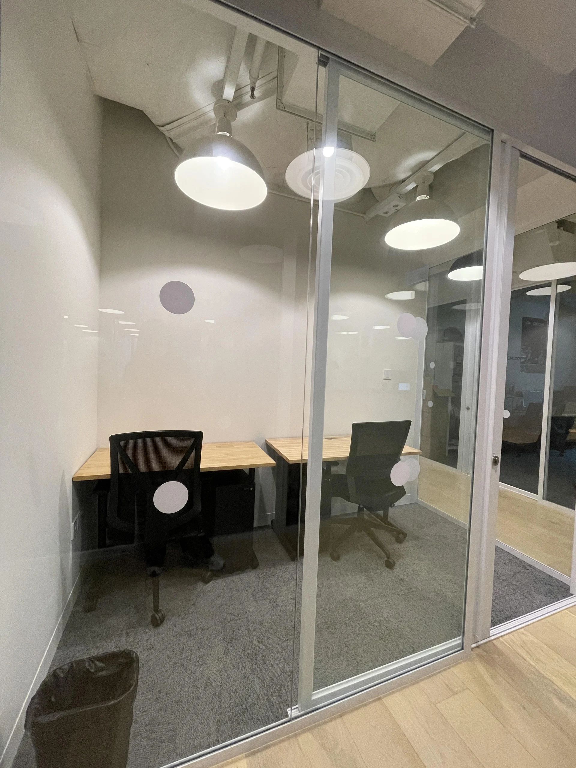 WeWork Private Offices at 9 Queen's Road Central — photo 2
