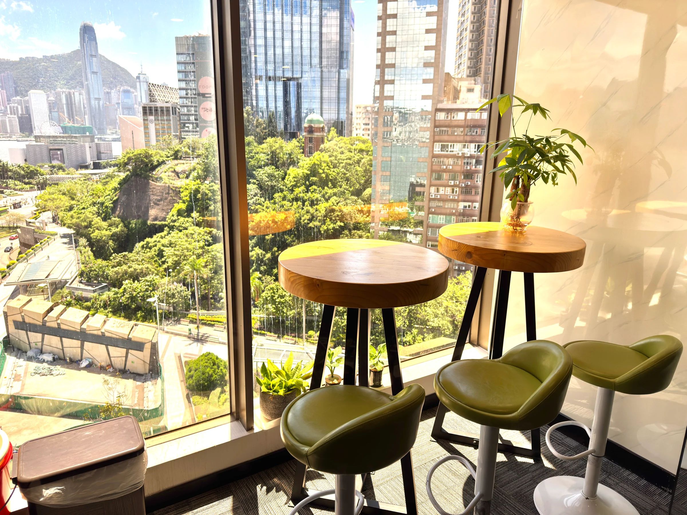 KPC Suite OP at Wing On Plaza — photo 3