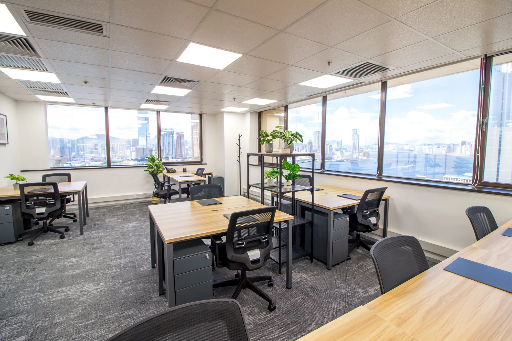 Compass Offices at Wing On Centre — photo 3